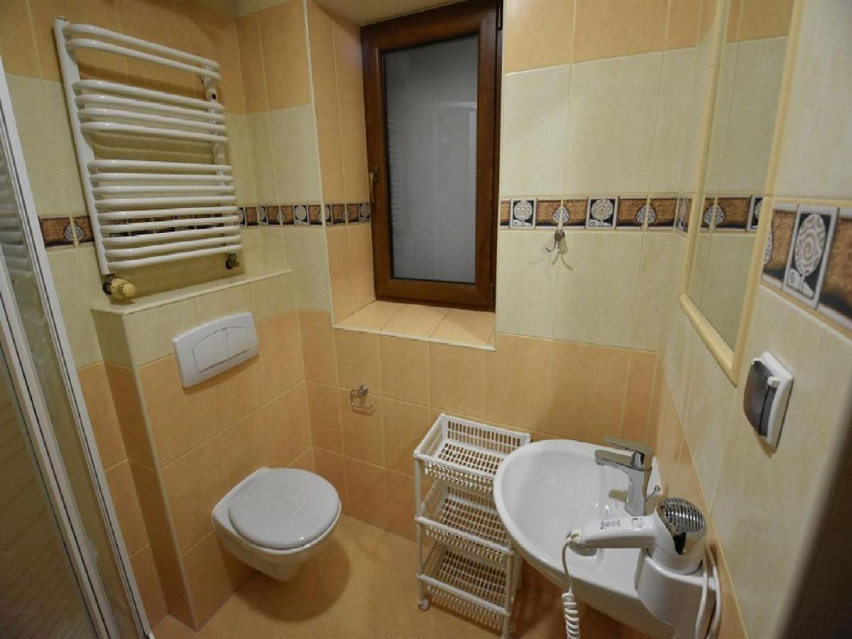 Pokoje Goscinne Budzowie Czarna Góra Exterior foto